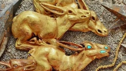 Bí ẩn nào phía sau 3.000 món đồ trang sức vàng?