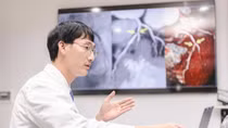 Quyết định đột phá trong phòng mổ, cứu bệnh nhân lóc tách động mạch chủ cận kề "cửa tử"
